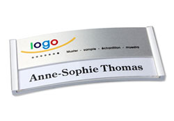 Namensschilder mit Logodruck